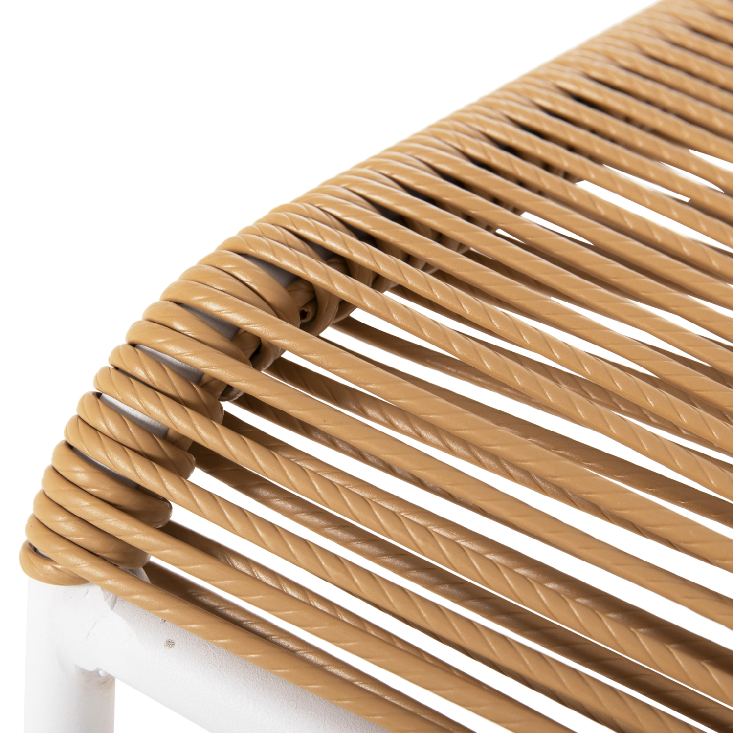 ΚΑΡΕΚΛΑ SUKI HM6053.01 ΜΕΤΑΛΛO ΛΕΥΚΟ KAI ΣΥΝΘ. RATTAN ΣΕ ΦΥΣΙΚΟ 54x62x80Υεκ