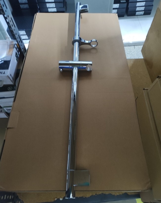 ΒΕΡΓΑ ΝΤΟΥΖ 82cm Φ25mm ΜΕ ΣΑΠΟΥΝΟΘΗΚΗ CHROME