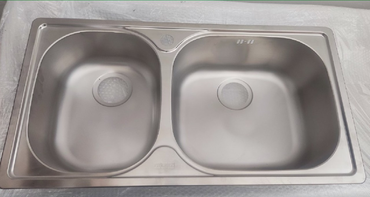 ΑΝΟΞΕΙΔΩΤΟΣ ΝΕΡΟΧΥΤΗΣ ΜΕ 2 ΓΟΥΡΝΕΣ 81.5X45 FRANKE