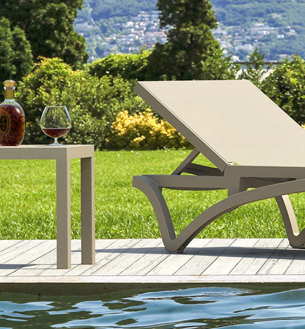 Έπιπλα Εξωτερικού Χώρου & Catering